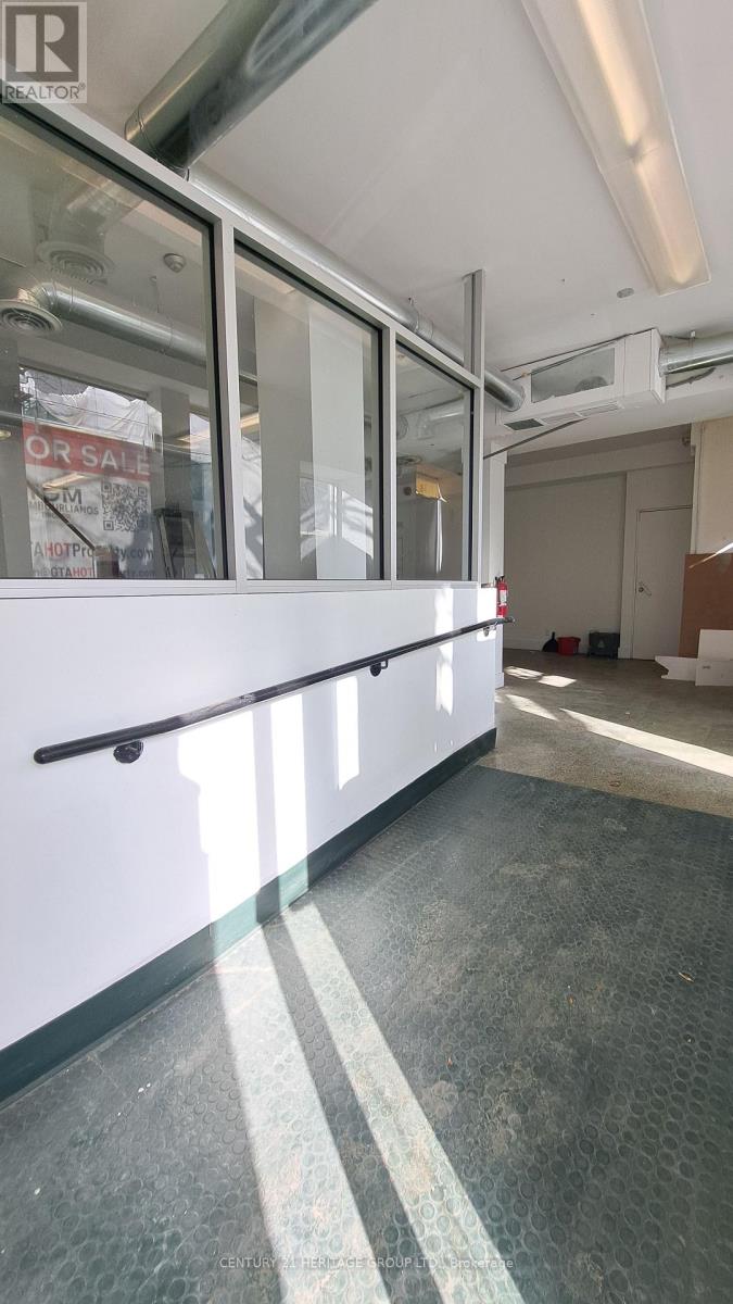 250 Queen Street E, Toronto, Ontario  M5A 1S3 - Photo 25 - C12554114