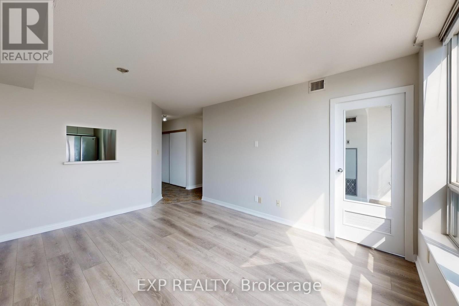 711 - 711 Rossland Road E, Whitby, Ontario  L1N 8Z1 - Photo 6 - E12570724