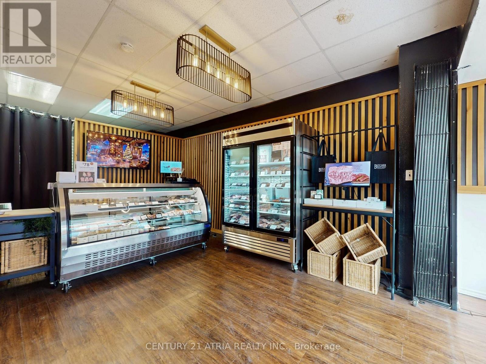 2245 Dundas Street W, Toronto, Ontario  M6R 1X6 - Photo 10 - W12571348