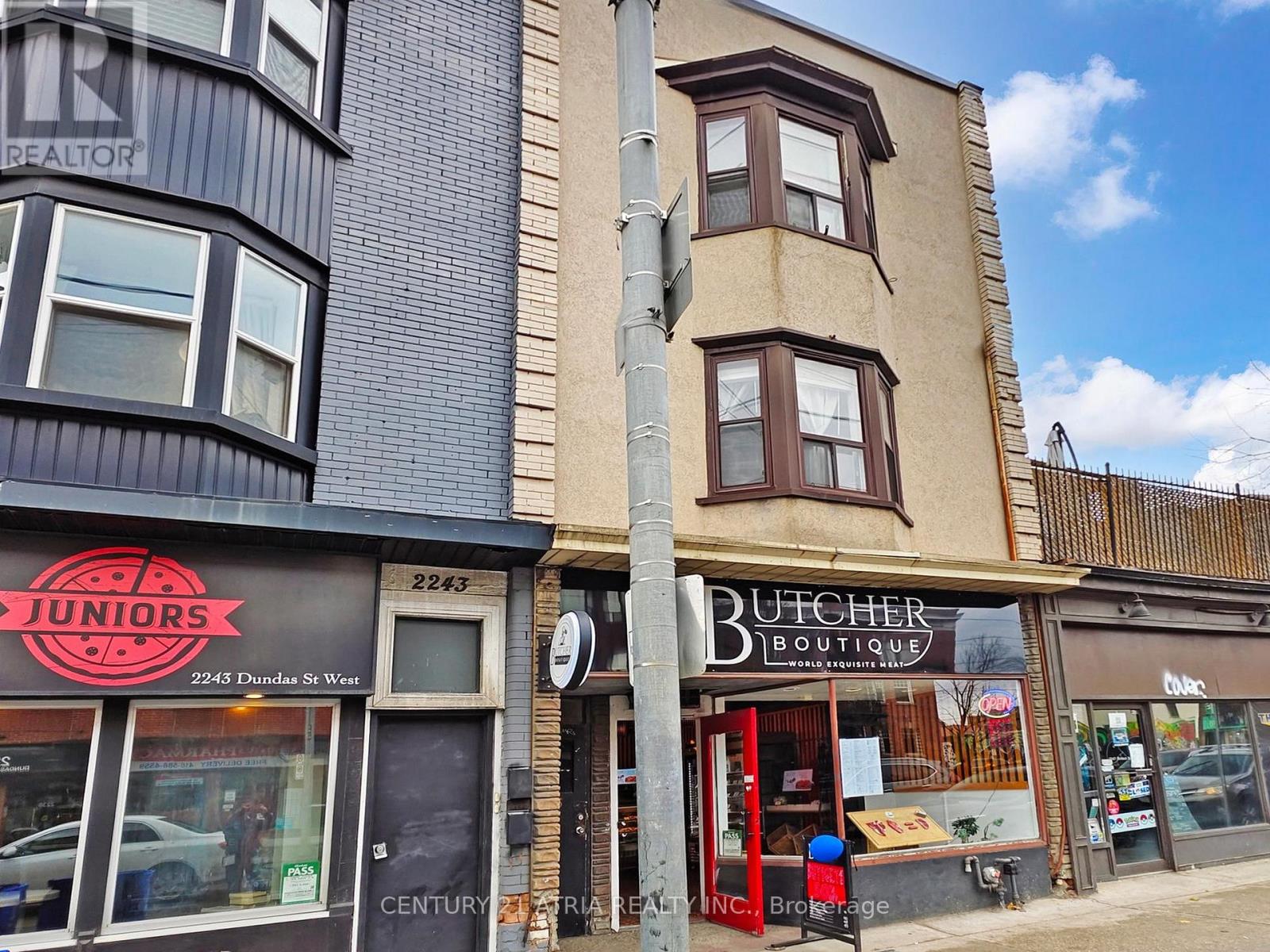 2245 Dundas Street W, Toronto, Ontario  M6R 1X6 - Photo 3 - W12571348