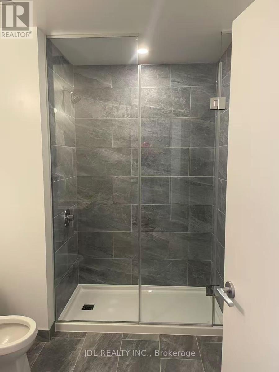 2312 - 395 Square One Drive, Mississauga, Ontario  L5B 0P6 - Photo 5 - W12571370