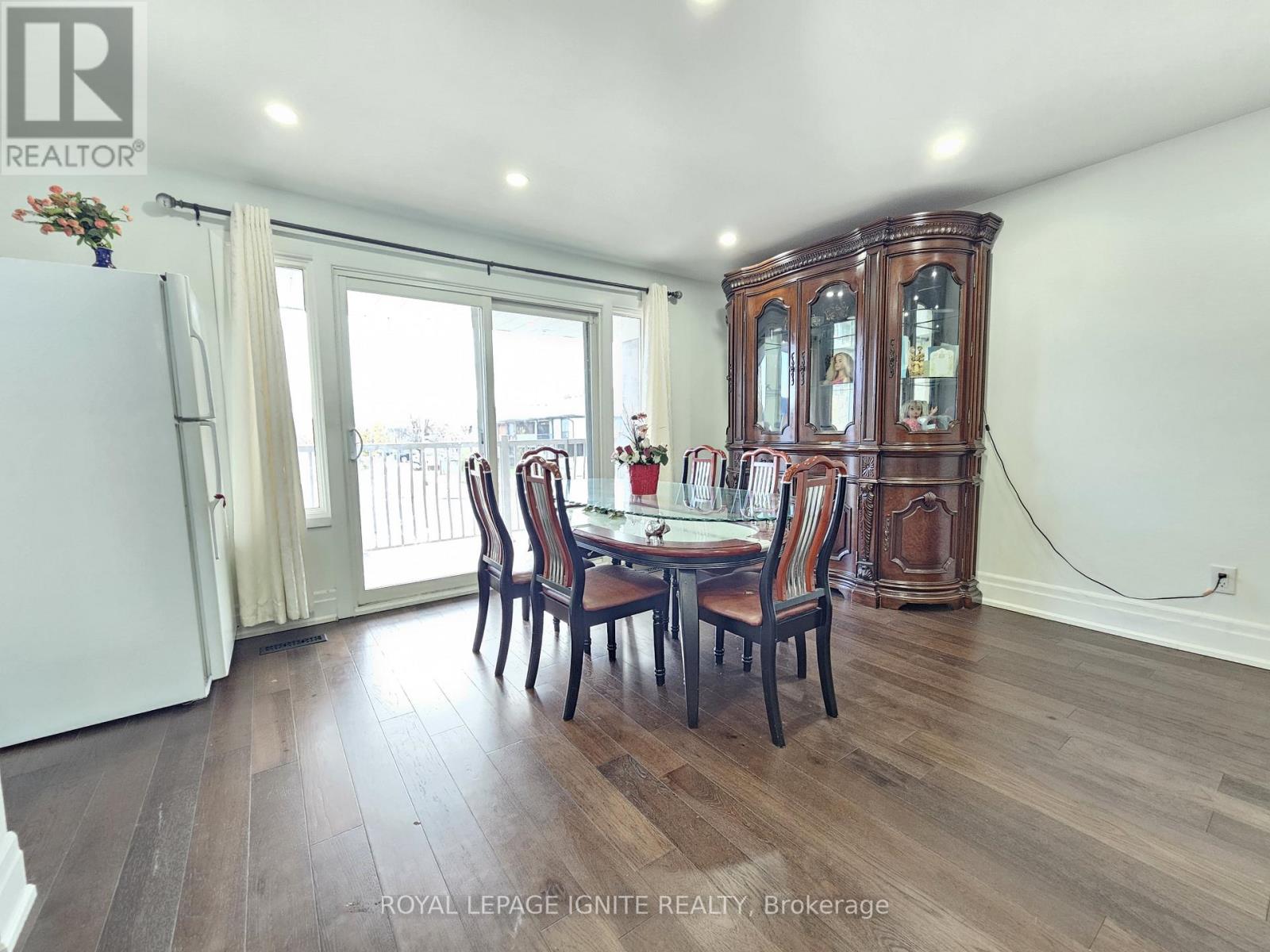 208 Plunkett Road, Toronto, Ontario  M9L 2J6 - Photo 10 - W12571390