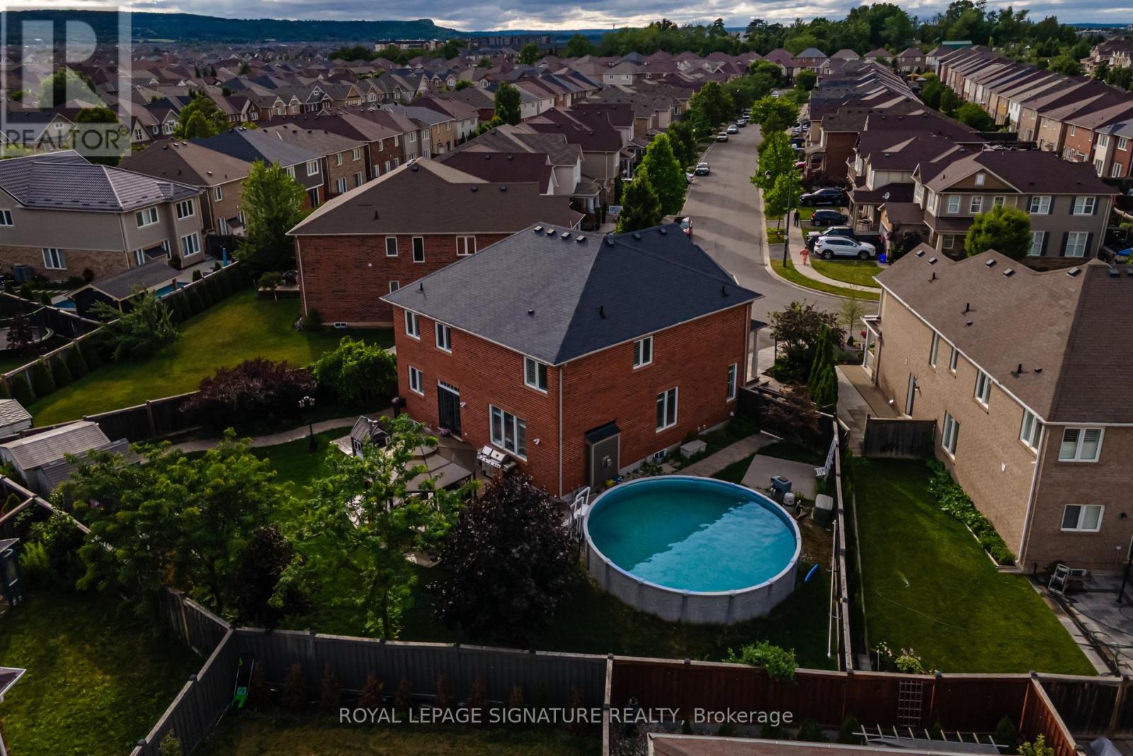 366 Cochrane Terrace, Milton, Ontario  L9T 8C1 - Photo 38 - W12571392