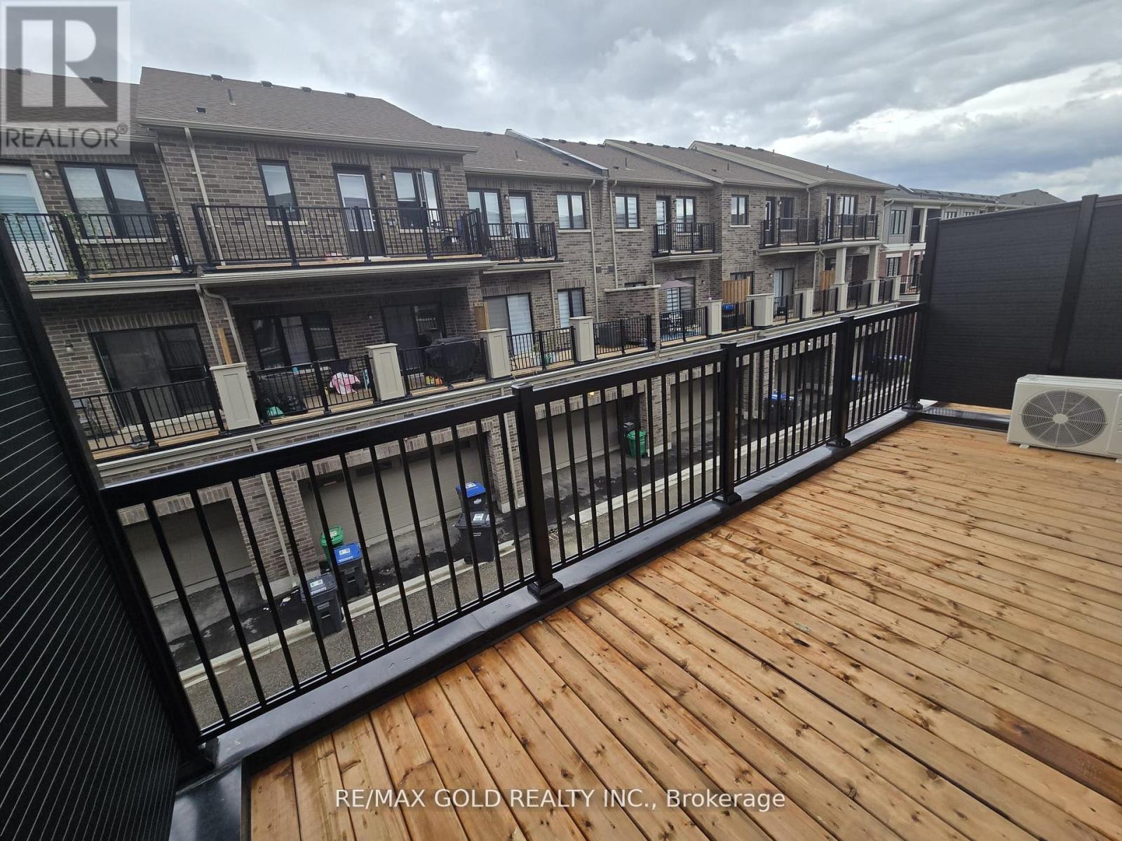 25 Moosehead Drive, Brampton, Ontario  L7A 5L9 - Photo 16 - W12571408