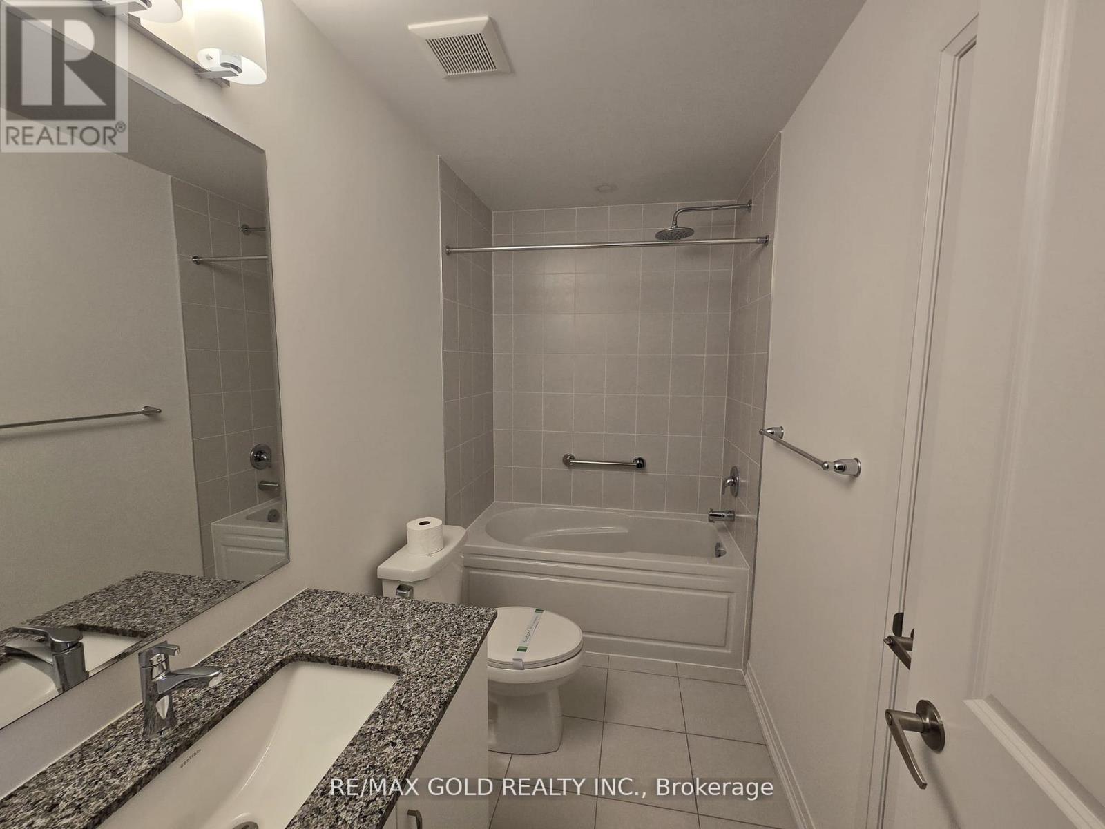 25 Moosehead Drive, Brampton, Ontario  L7A 5L9 - Photo 20 - W12571408