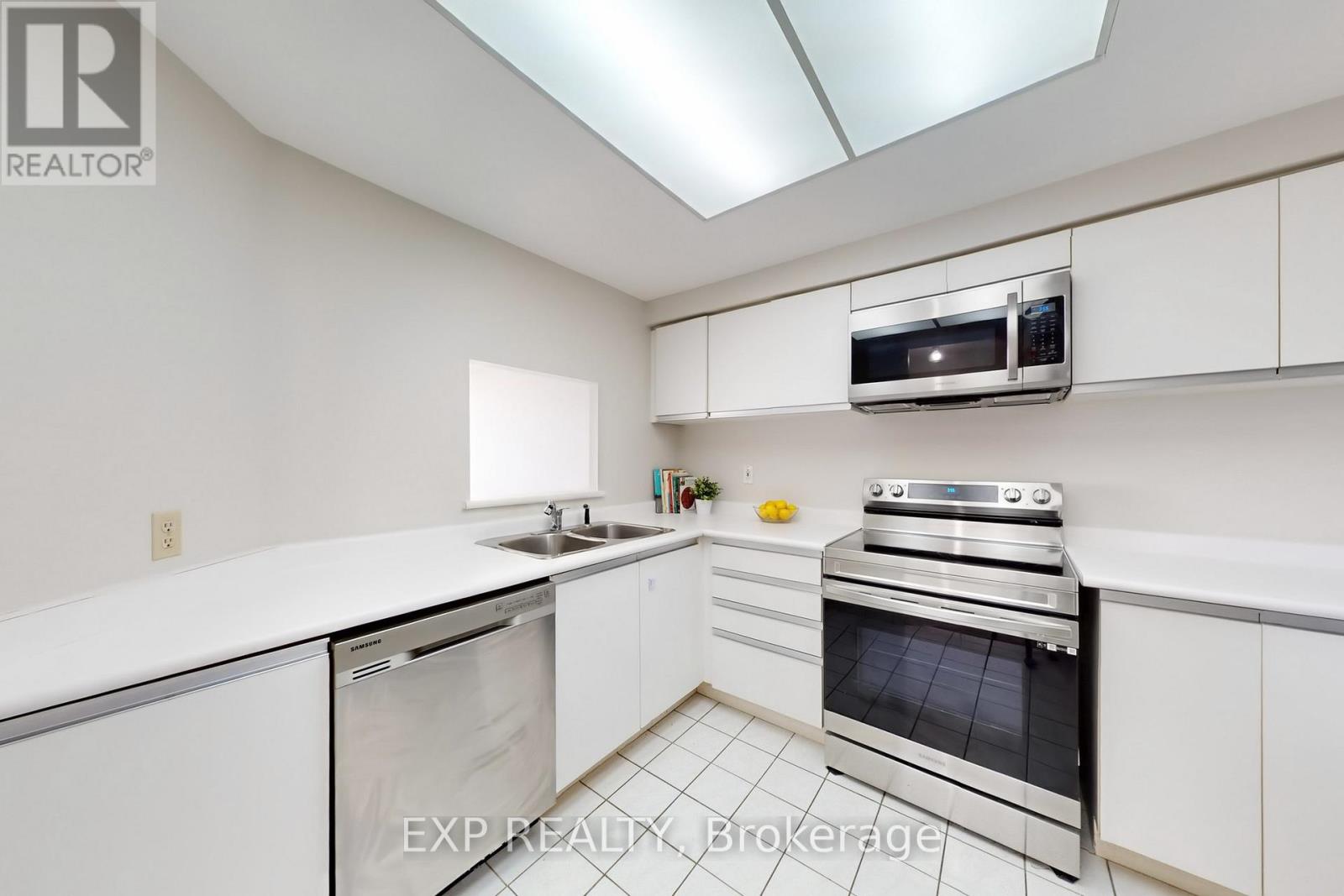 711 - 711 Rossland Road E, Whitby, Ontario  L1N 8Z1 - Photo 7 - E12570724