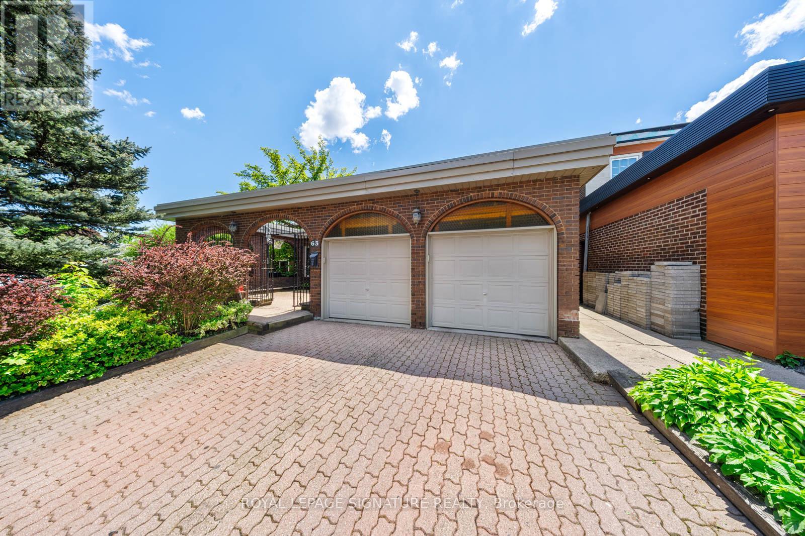 63 COLLINGDALE ROAD, Toronto, Ontario