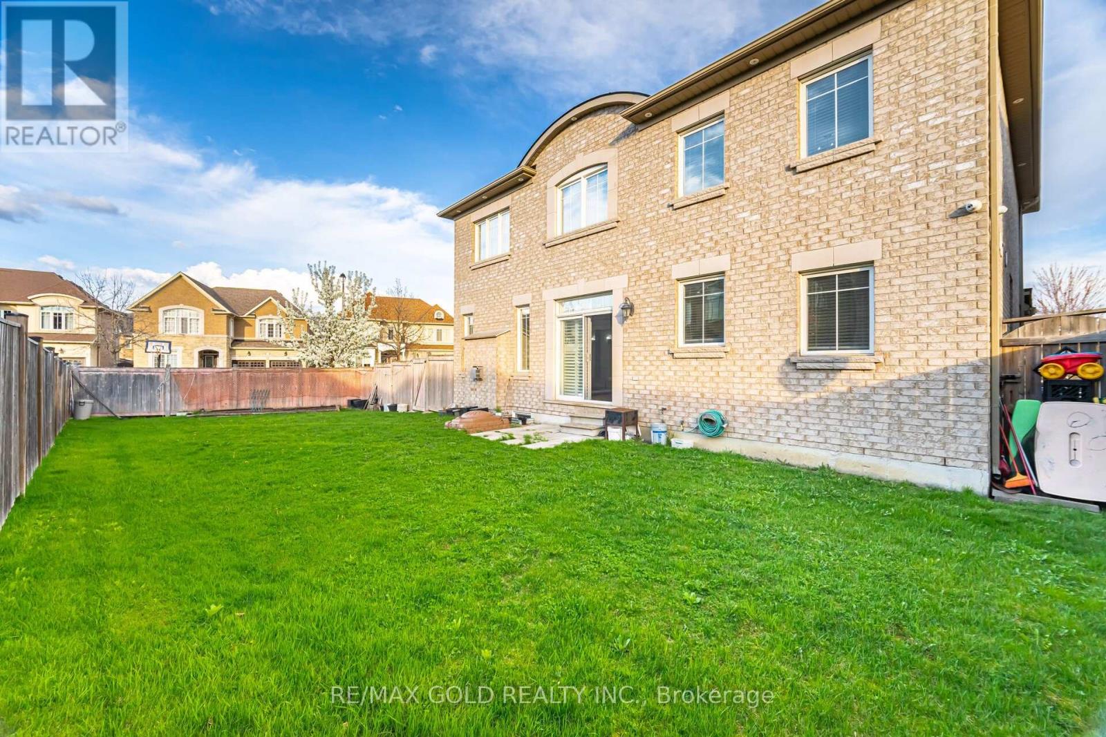 4 Fanfare Place, Brampton, Ontario  L6P 3E2 - Photo 28 - W12571482