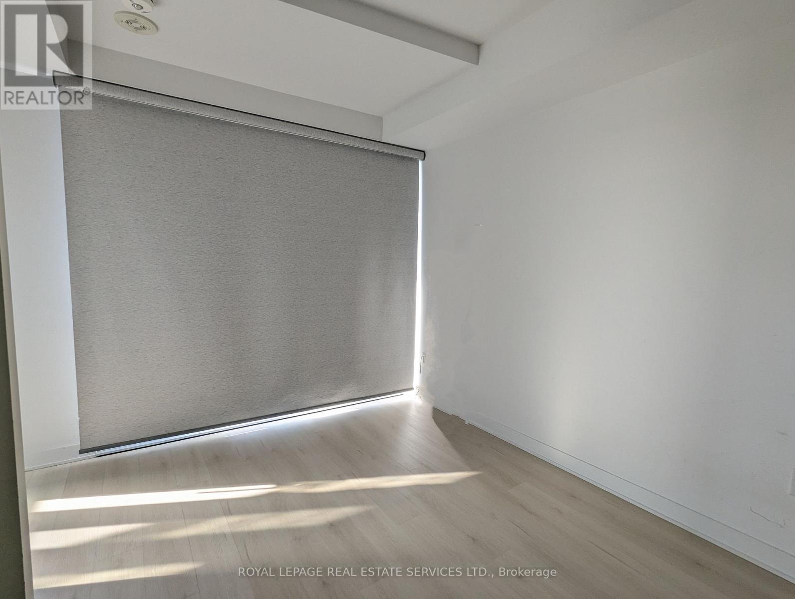 1908 - 3900 Confederation Parkway, Mississauga, Ontario  L5B 0M3 - Photo 11 - W12571530