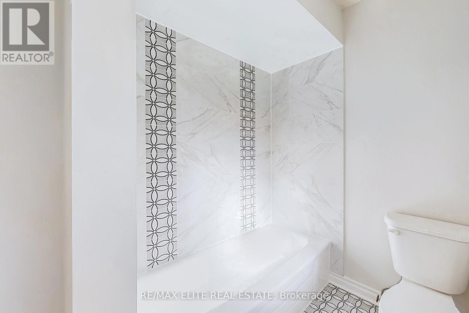 61 Beaufort Hills Road, Richmond Hill, Ontario  L4E 2N3 - Photo 29 - N12571474