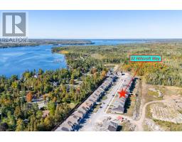 32 HILLCROFT WAY, Kawartha Lakes, Ontario