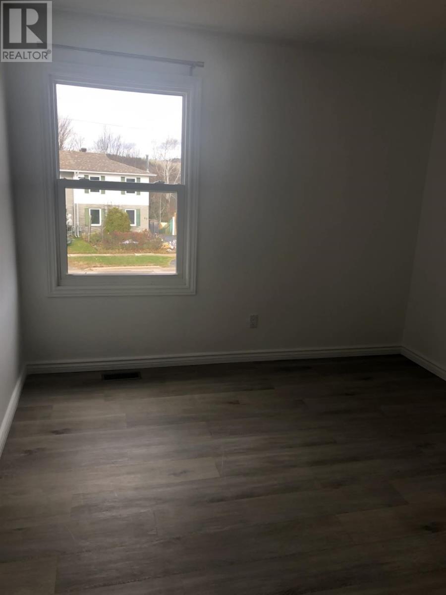 48 Beckett Blvd, Elliot Lake, Ontario  P5A 3P7 - Photo 8 - SM253331