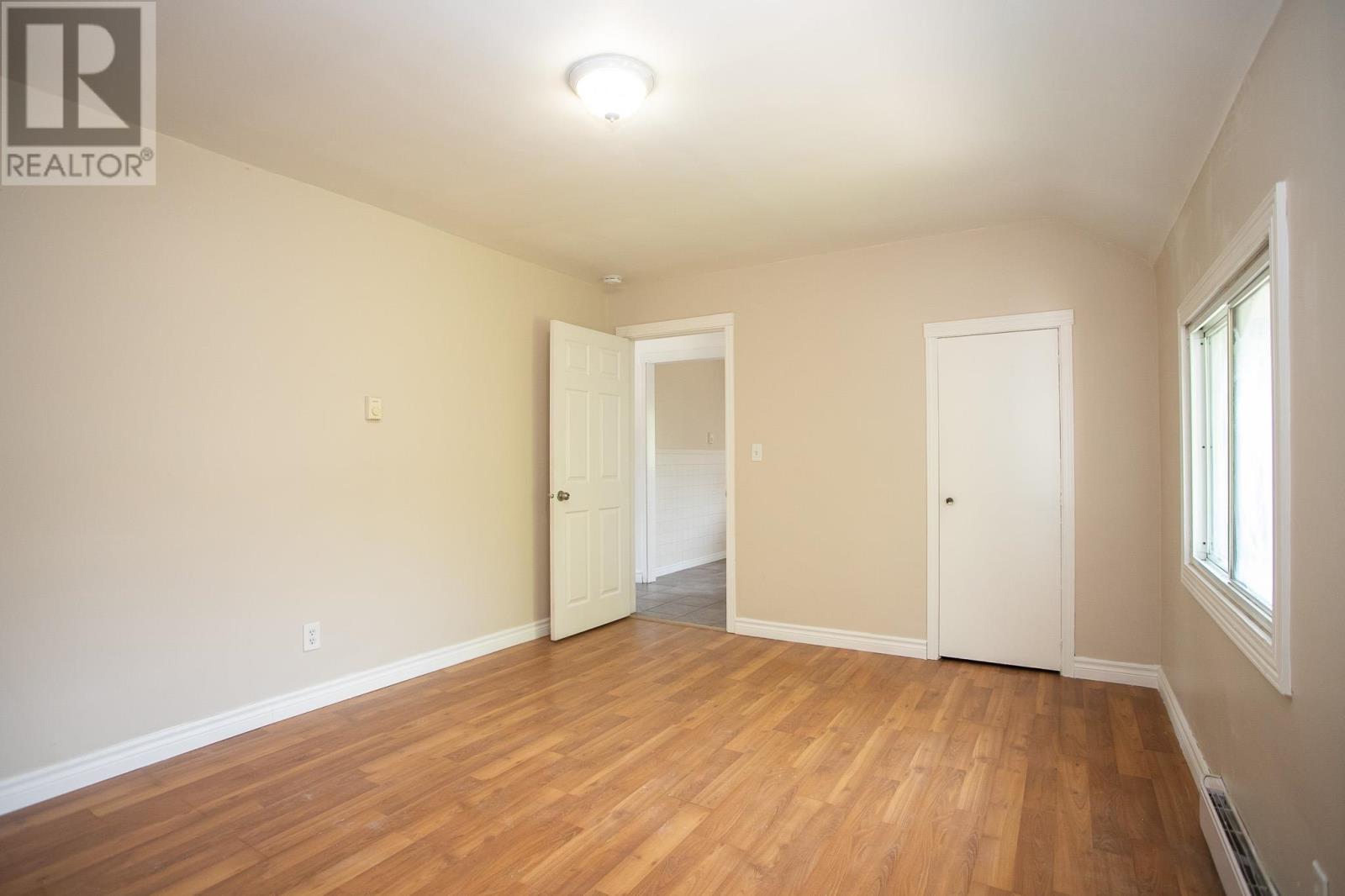 84 Wallace Ter, Sault Ste. Marie, Ontario  P6C 1K3 - Photo 32 - SM253332