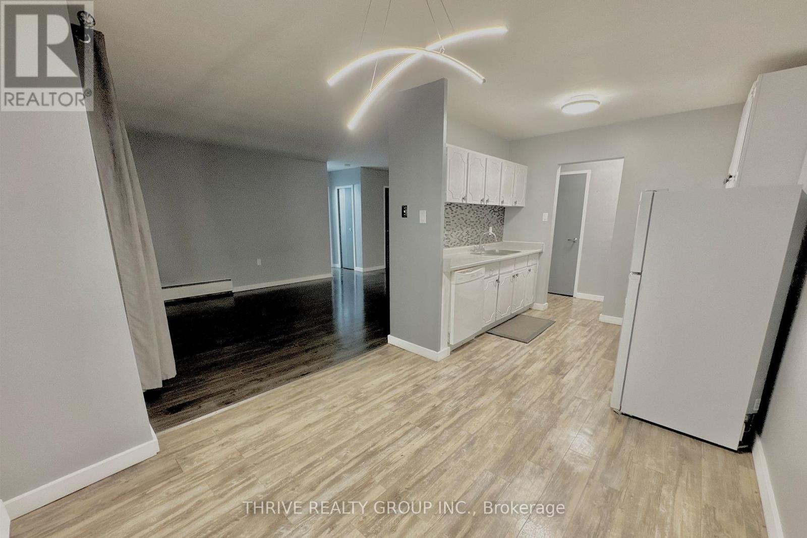 9 - 635 Wonderland Road S, London South, Ontario  N6K 1M1 - Photo 5 - X12571638