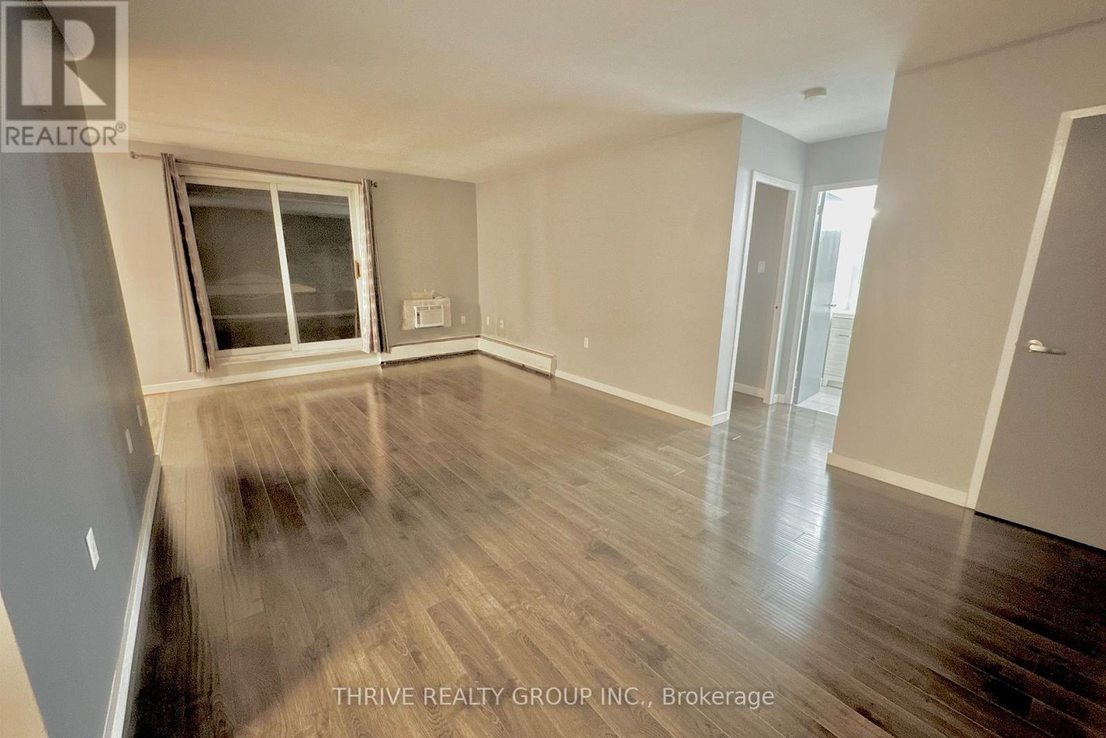 9 - 635 Wonderland Road S, London South, Ontario  N6K 1M1 - Photo 7 - X12571638