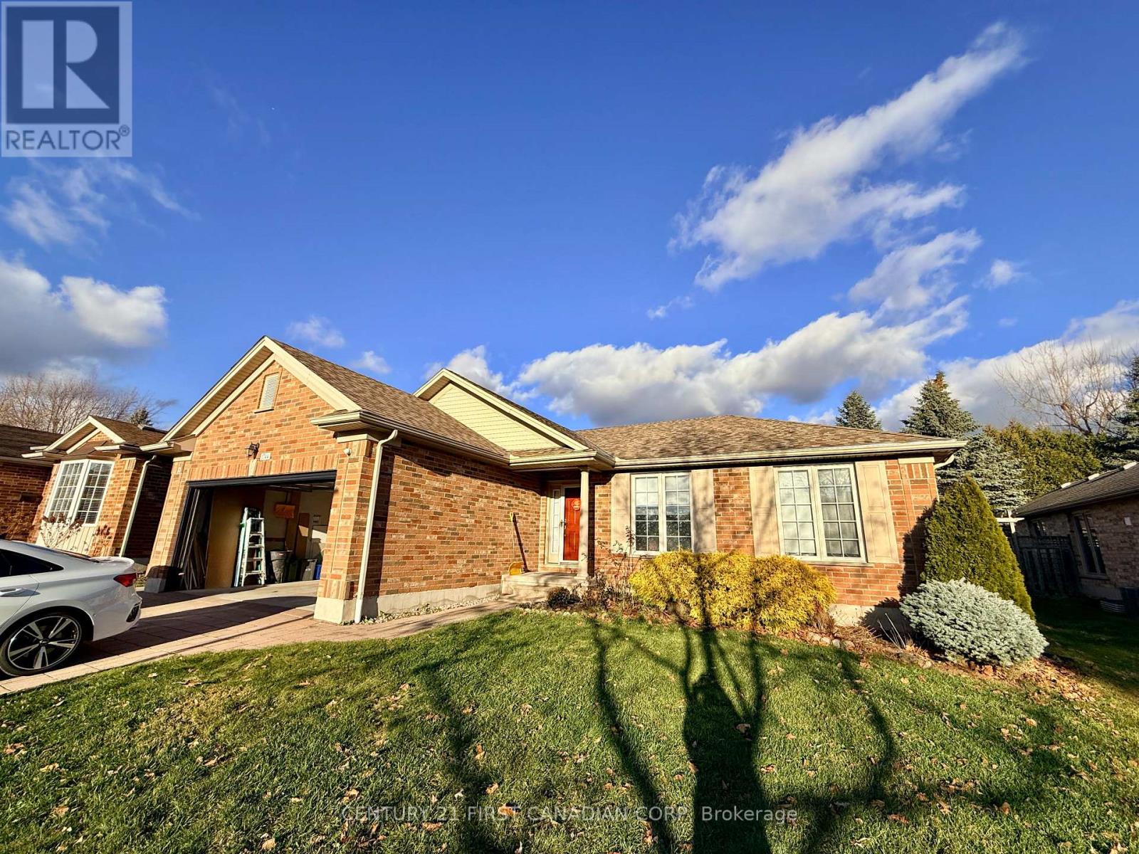 Lower - 1744 Louise Boulevard, London North, Ontario  N6G 5E7 - Photo 1 - X12571668