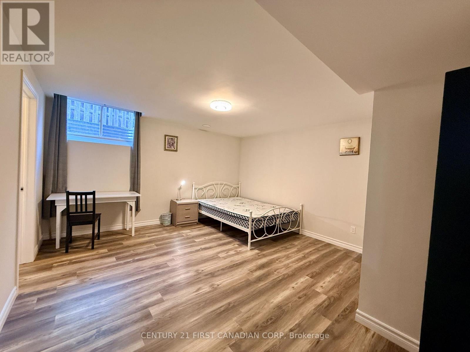 Lower - 1744 Louise Boulevard, London North, Ontario  N6G 5E7 - Photo 11 - X12571668