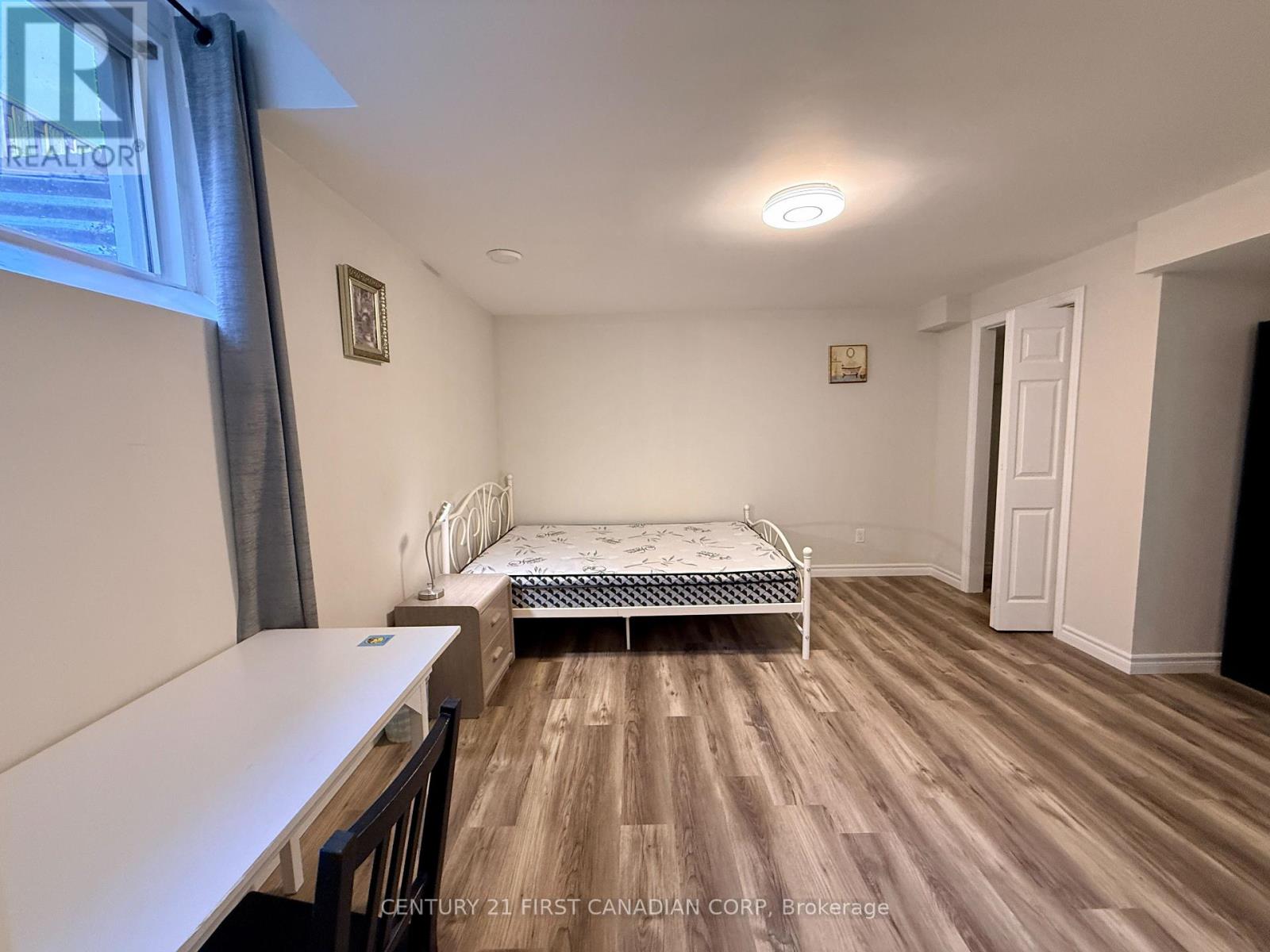 Lower - 1744 Louise Boulevard, London North, Ontario  N6G 5E7 - Photo 12 - X12571668