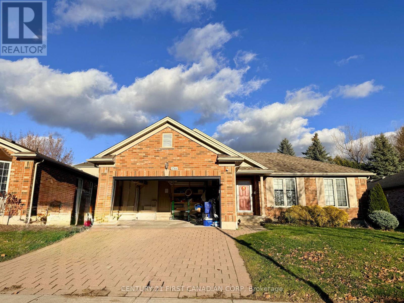 Lower - 1744 Louise Boulevard, London North, Ontario  N6G 5E7 - Photo 2 - X12571668