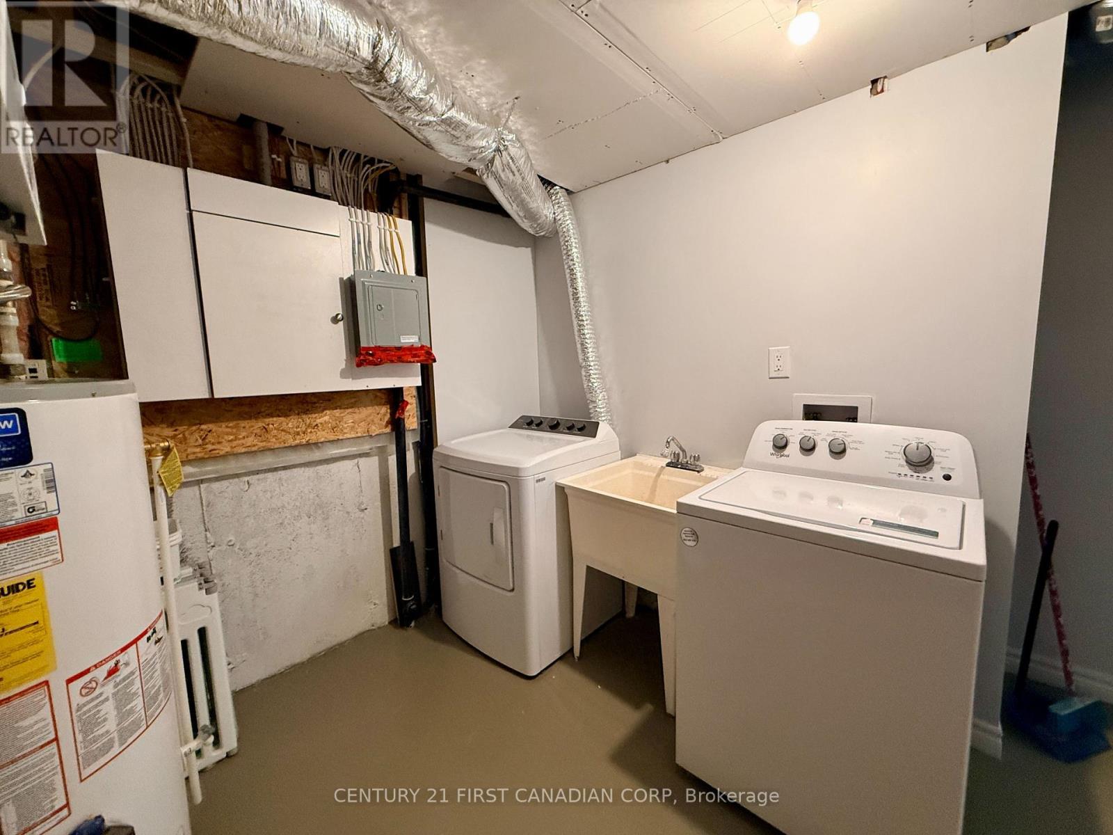 Lower - 1744 Louise Boulevard, London North, Ontario  N6G 5E7 - Photo 23 - X12571668