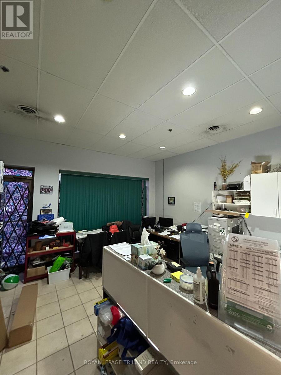 1-3 - 1 Adelaide Street N, London East, Ontario  N6B 3P8 - Photo 2 - X12571688