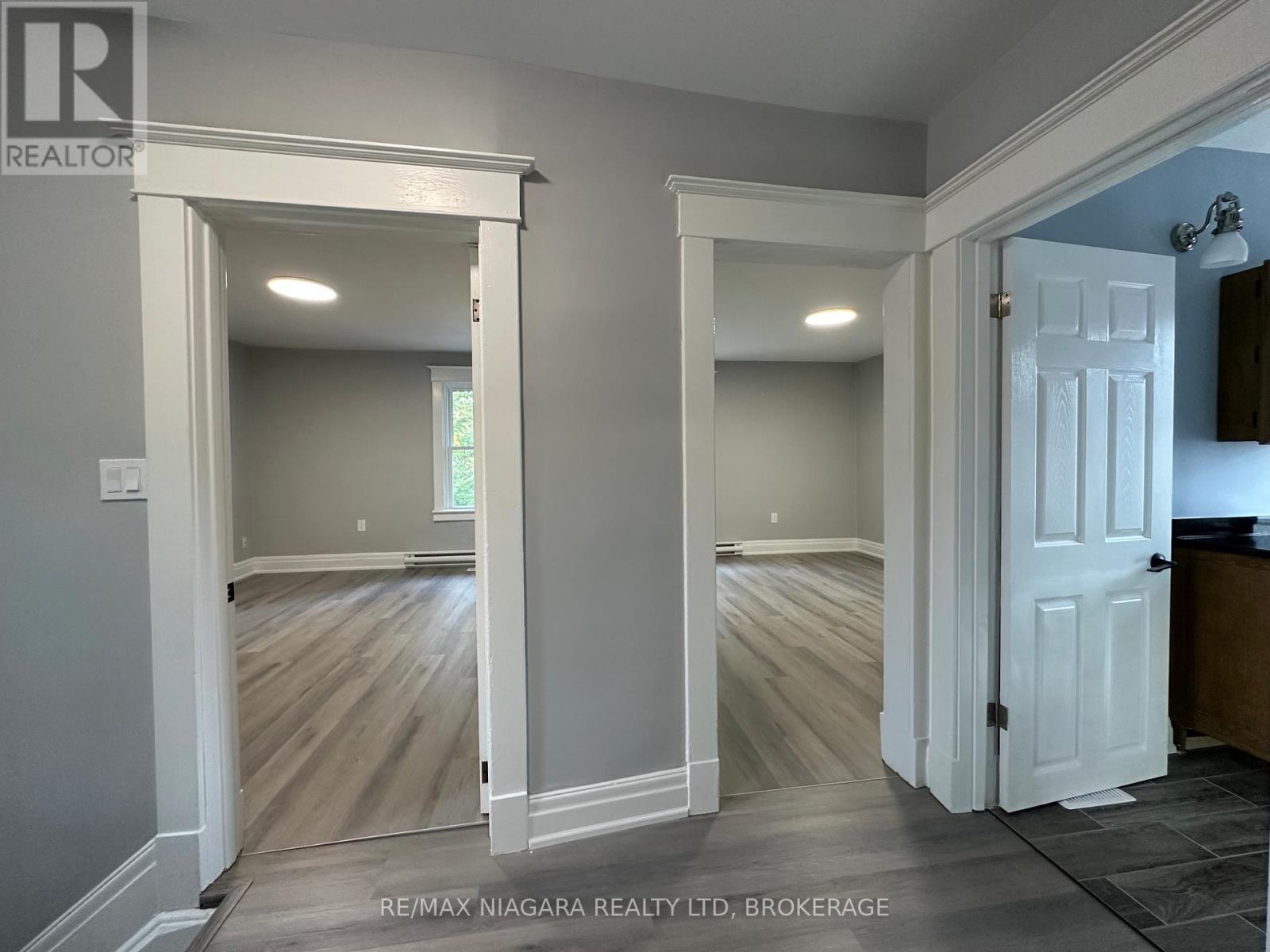 Unit B - 27 Water Street, St. Catharines, Ontario  L2R 4T6 - Photo 19 - X12448229