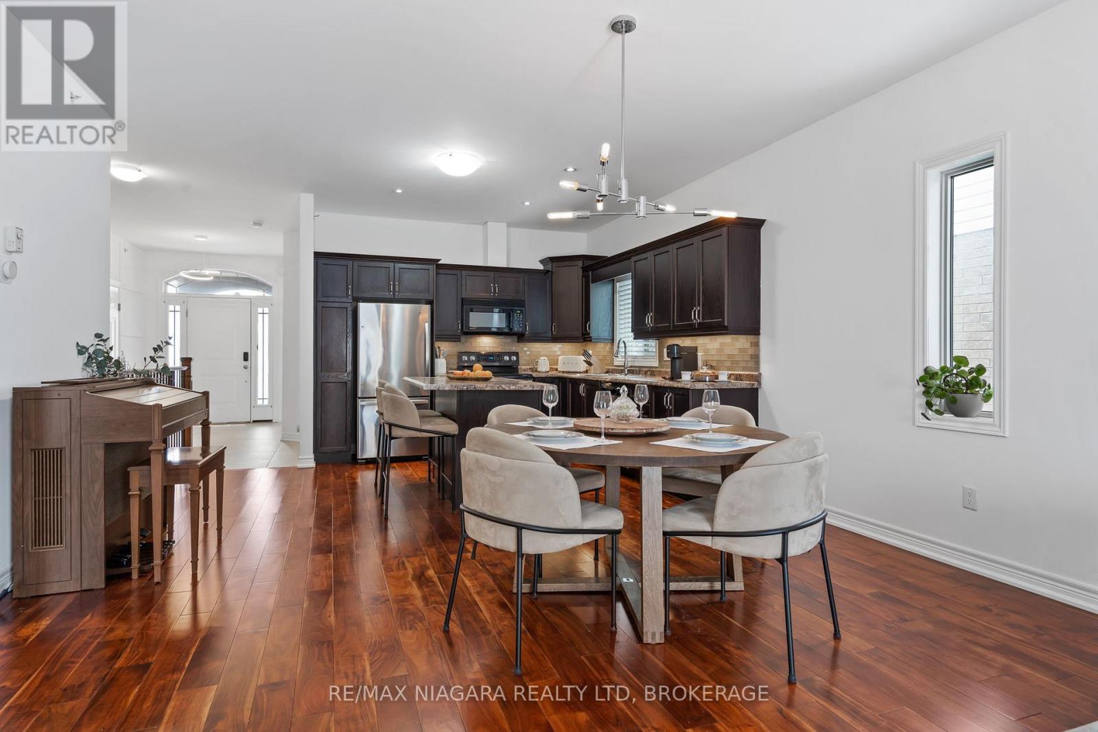 13 Corbin Street, St. Catharines, Ontario  L2P 0C2 - Photo 13 - X12541164