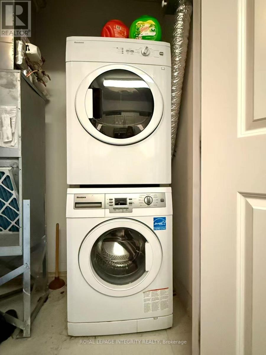 1203 - 242 Rideau Street, Ottawa, Ontario  K1N 0B6 - Photo 11 - X12571602