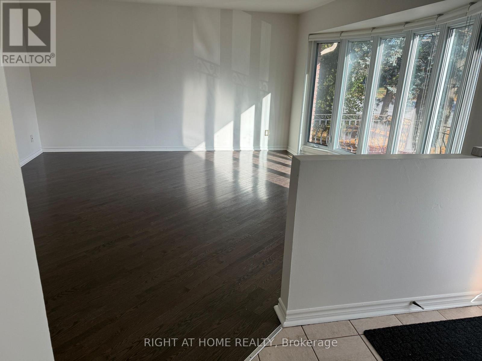 97 Rita Avenue, Ottawa, Ontario  K2G 2H2 - Photo 2 - X12571696