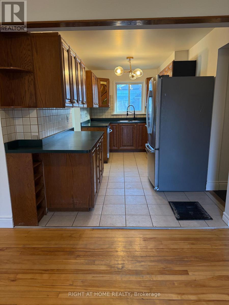 97 Rita Avenue, Ottawa, Ontario  K2G 2H2 - Photo 8 - X12571696