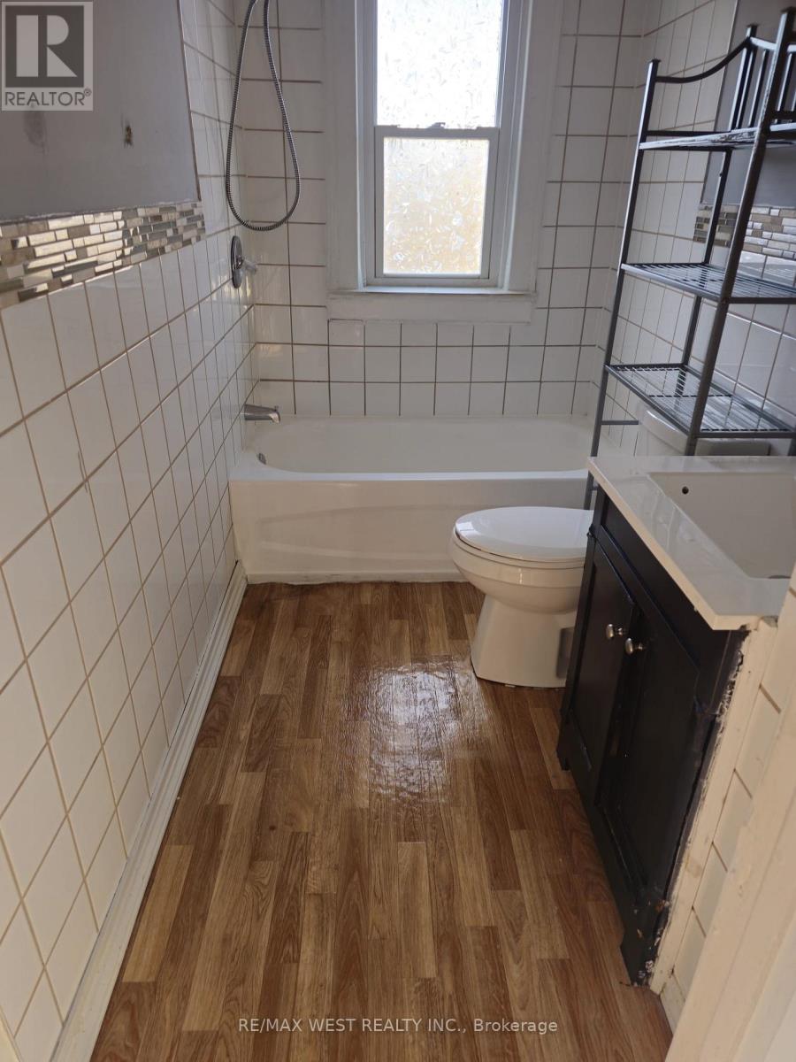 881 Marion Avenue, Windsor, Ontario  N9A 2H8 - Photo 24 - X12571334