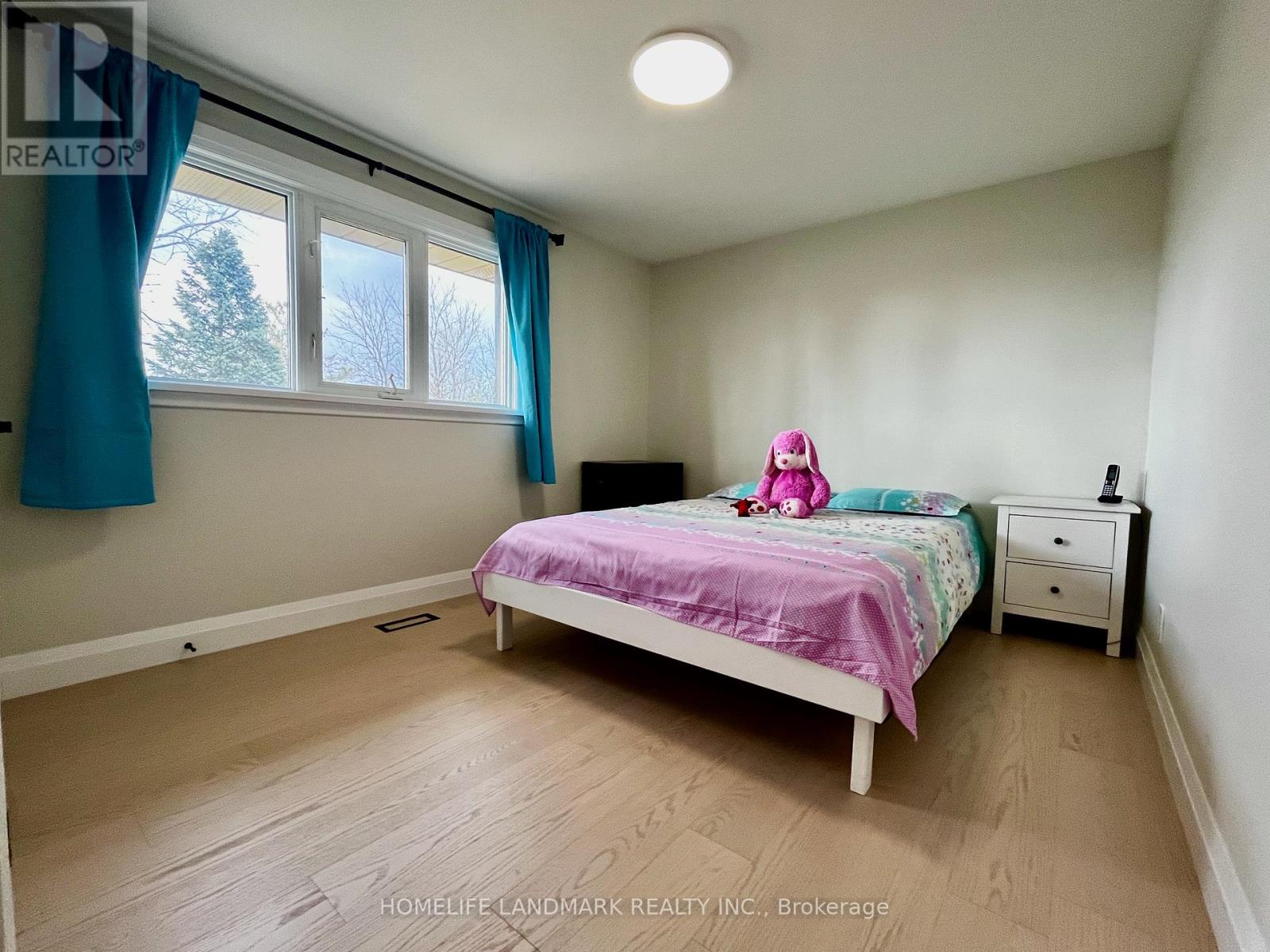 288 Cedar Crescent, Cambridge, Ontario  N1S 1X1 - Photo 10 - X12571410