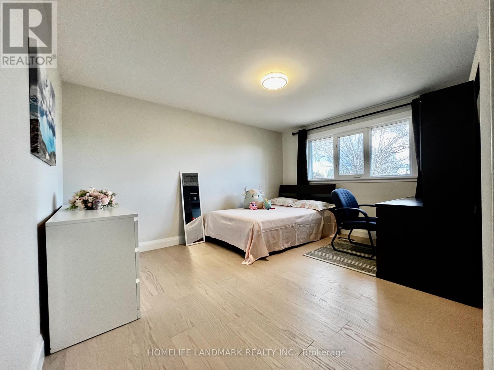 288 Cedar Crescent, Cambridge, Ontario  N1S 1X1 - Photo 11 - X12571410