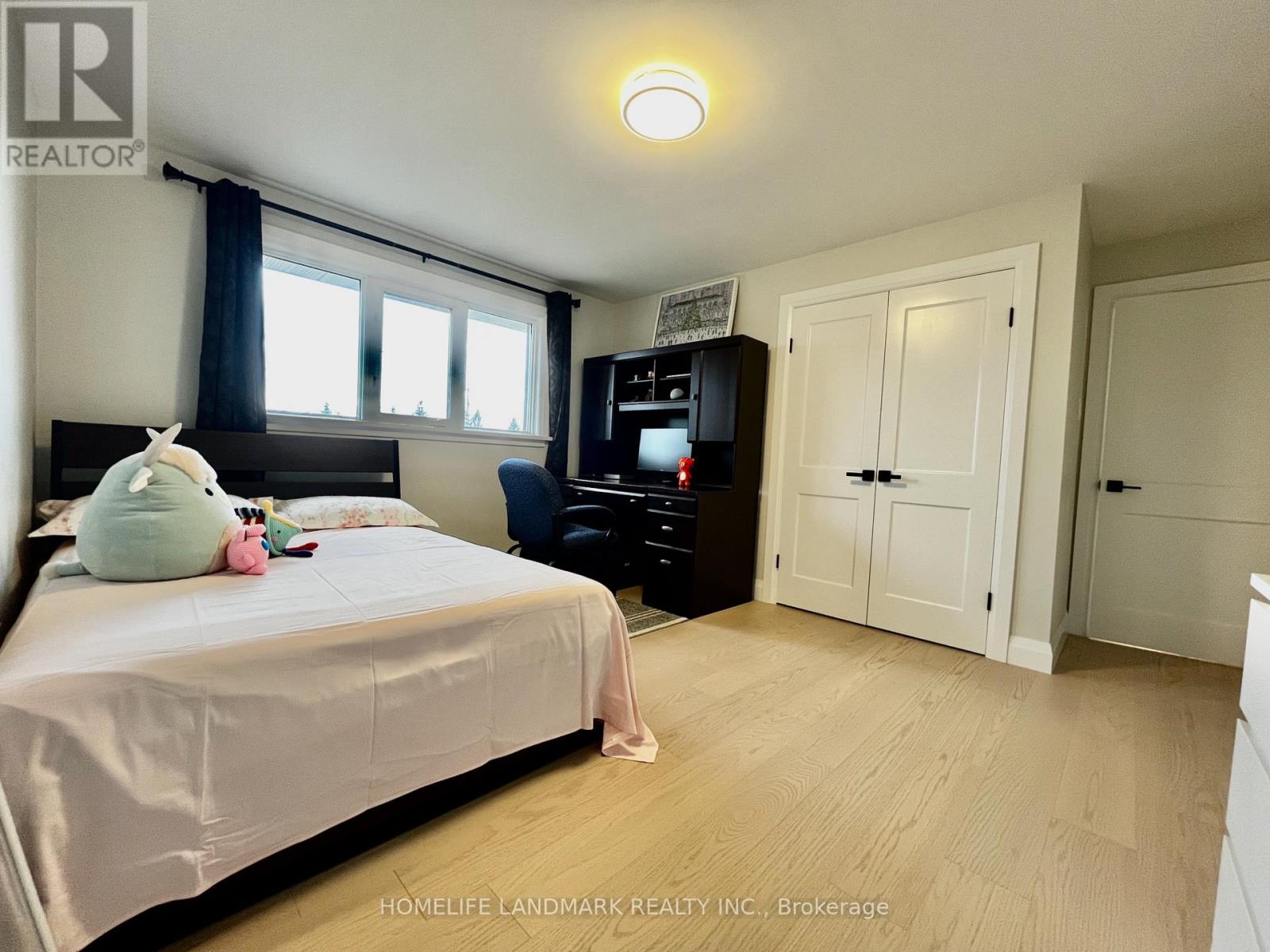 288 Cedar Crescent, Cambridge, Ontario  N1S 1X1 - Photo 12 - X12571410