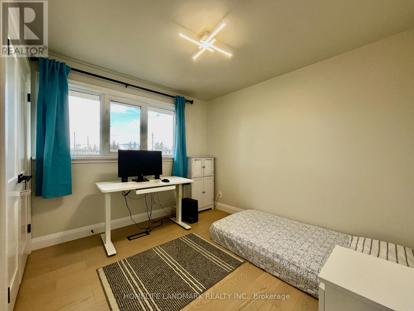 288 Cedar Crescent, Cambridge, Ontario  N1S 1X1 - Photo 13 - X12571410