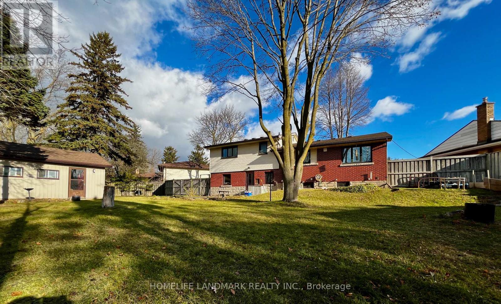 288 Cedar Crescent, Cambridge, Ontario  N1S 1X1 - Photo 3 - X12571410