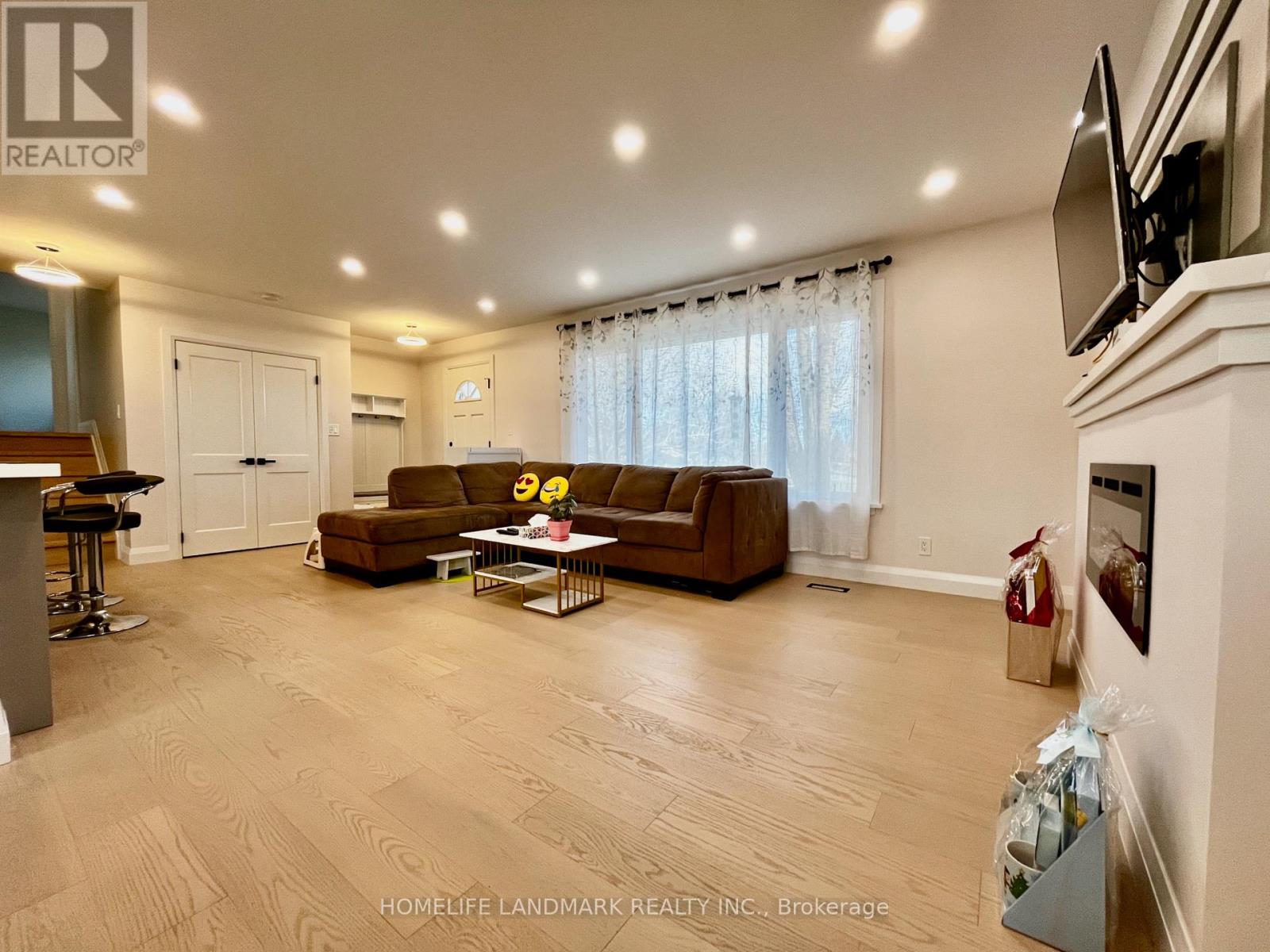 288 Cedar Crescent, Cambridge, Ontario  N1S 1X1 - Photo 6 - X12571410