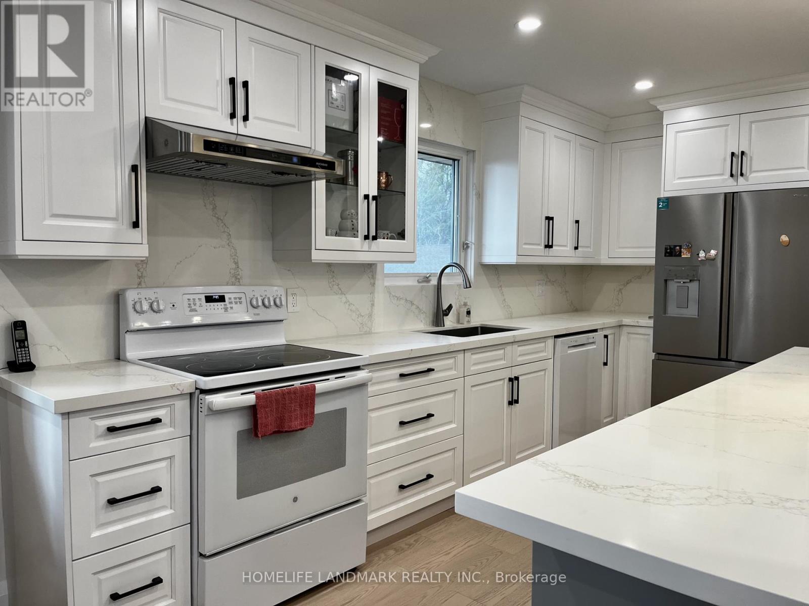 288 Cedar Crescent, Cambridge, Ontario  N1S 1X1 - Photo 7 - X12571410