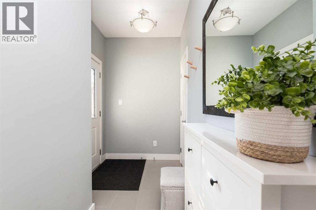 503 Keystone Chase W, Lethbridge, Alberta  T1J 5C5 - Photo 2 - A2259962