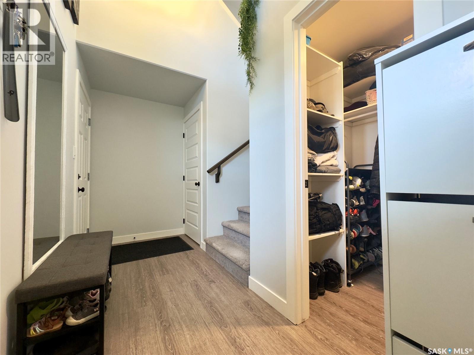 302 Pepper Place, Saskatoon, Saskatchewan  S7V 1S7 - Photo 4 - SK024168