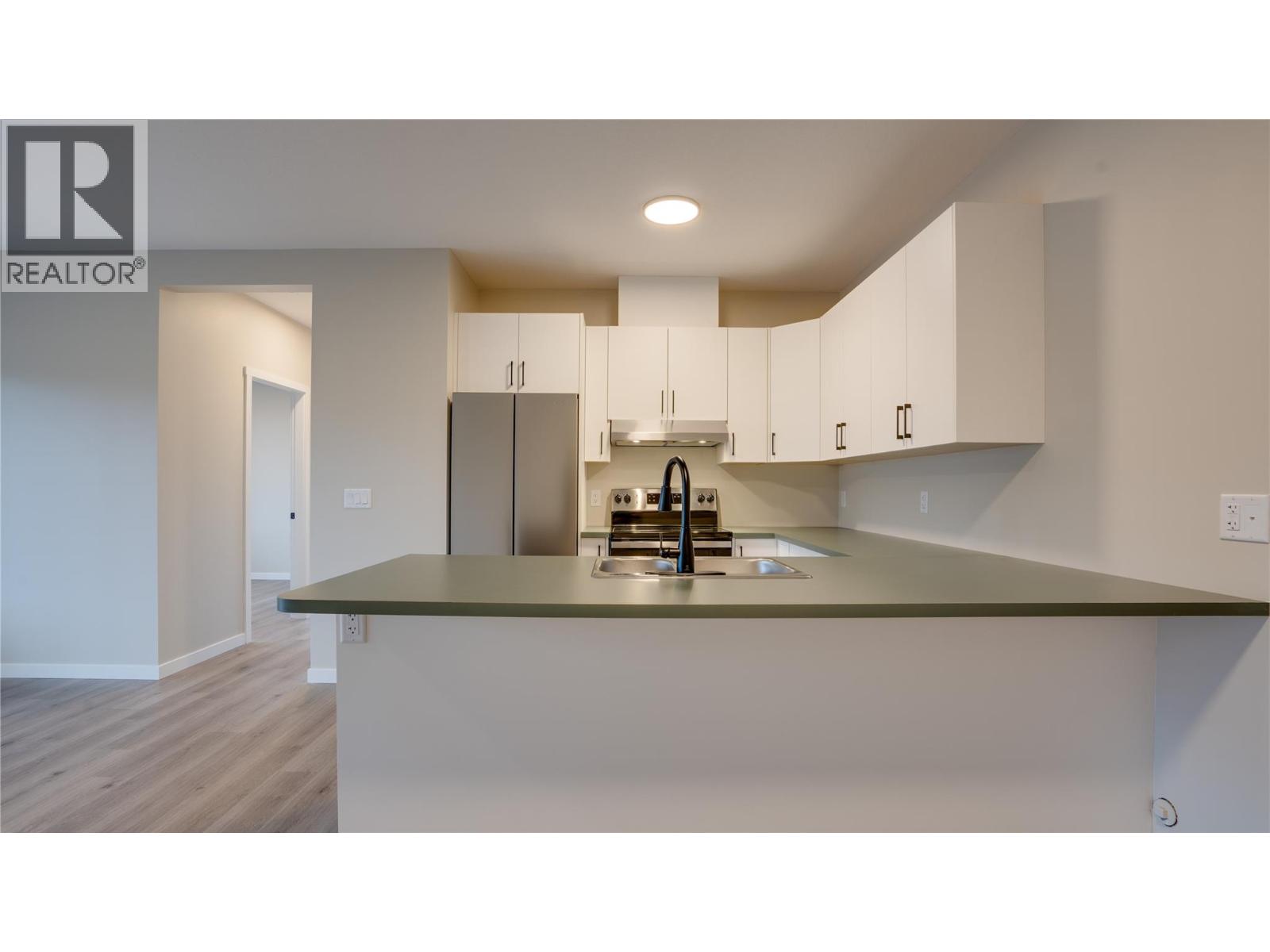 2123 Mountain View Avenue, Lumby, British Columbia  V0E 2G0 - Photo 48 - 10369445