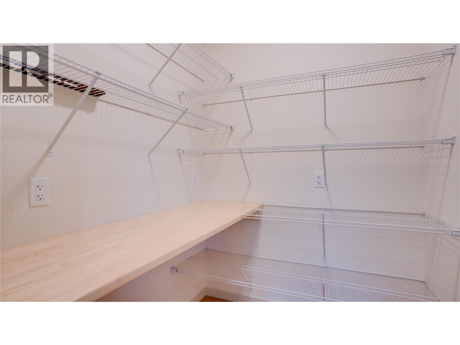 2123 Mountain View Avenue, Lumby, British Columbia  V0E 2G0 - Photo 21 - 10369445