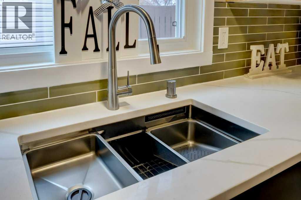 22 Hunters Gate, Okotoks, Alberta  T1S 1K9 - Photo 19 - A2268453