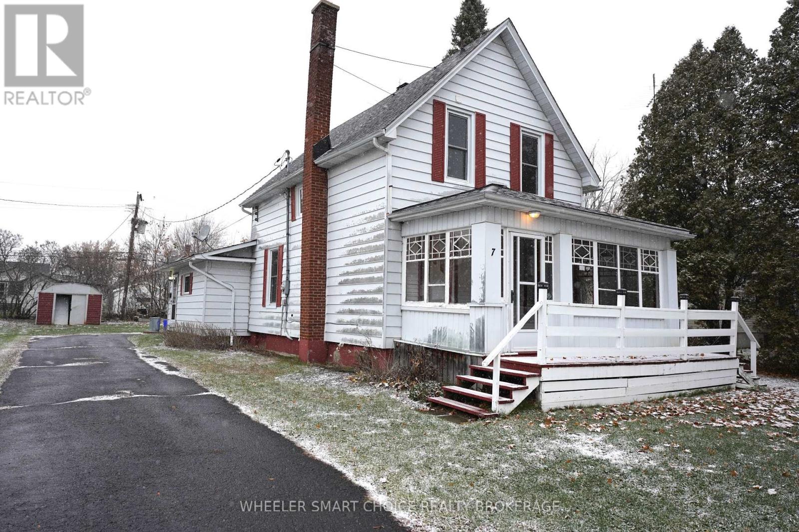 7 Adam Dixon Avenue, South Stormont, Ontario  K0C 1P0 - Photo 2 - X12571616