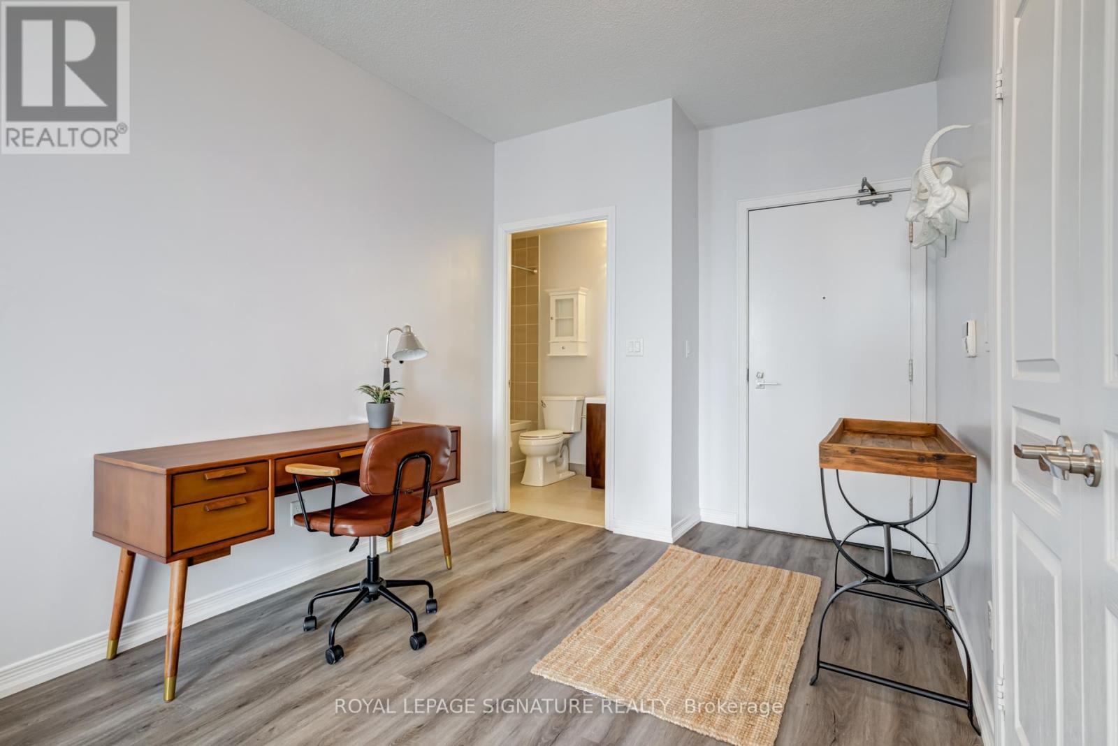 2108 - 352 Front Street W, Toronto, Ontario  M5V 0K3 - Photo 9 - C12449024