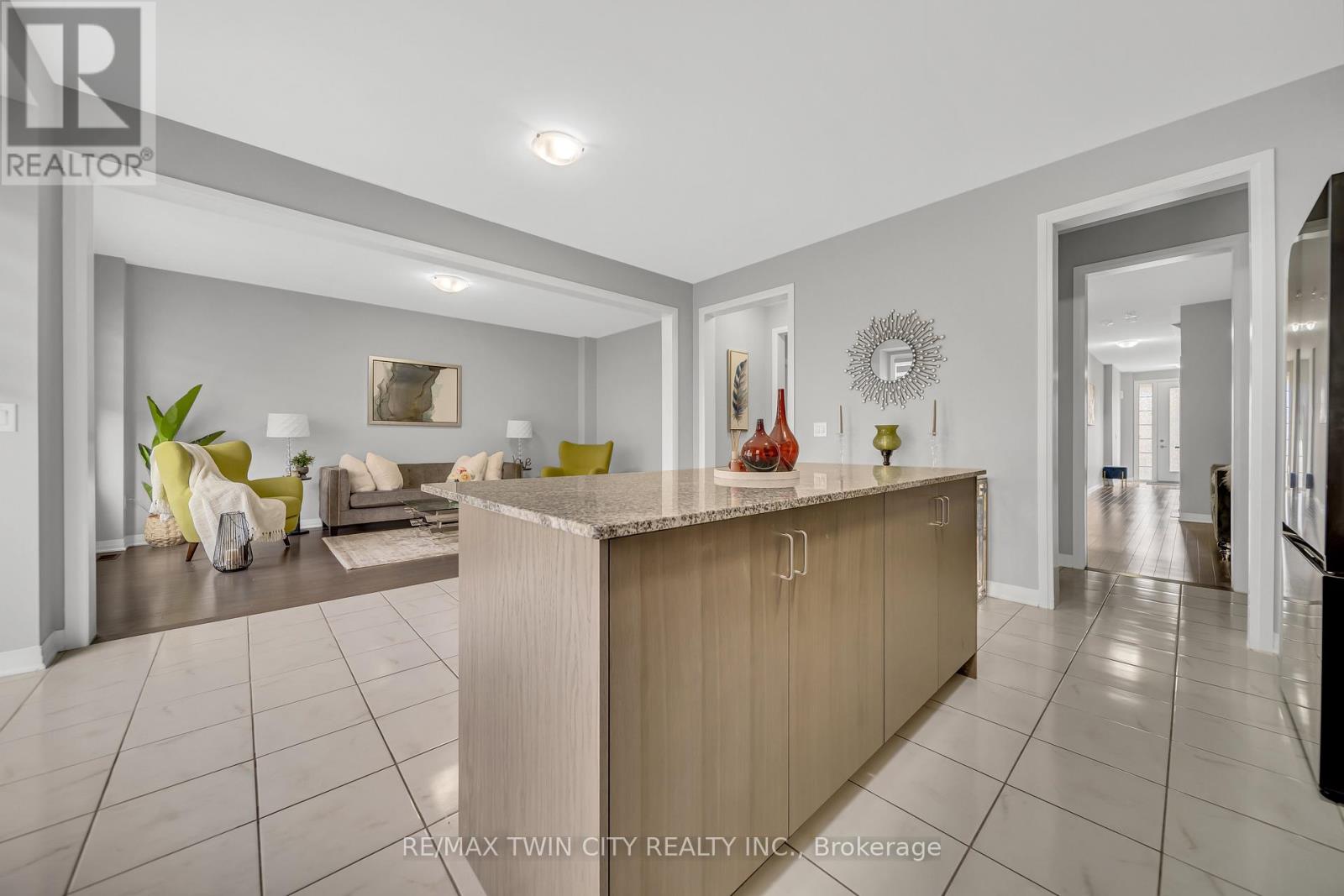 22 Rustic Oak Trail, North Dumfries, Ontario  N0B 1E0 - Photo 15 - X12552538