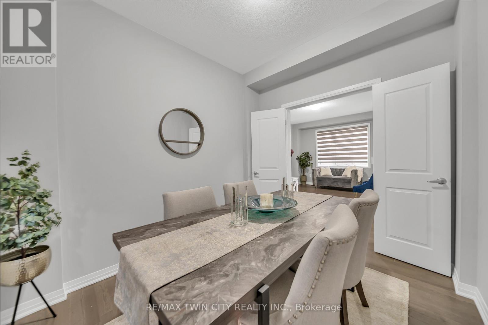 22 Rustic Oak Trail, North Dumfries, Ontario  N0B 1E0 - Photo 17 - X12552538