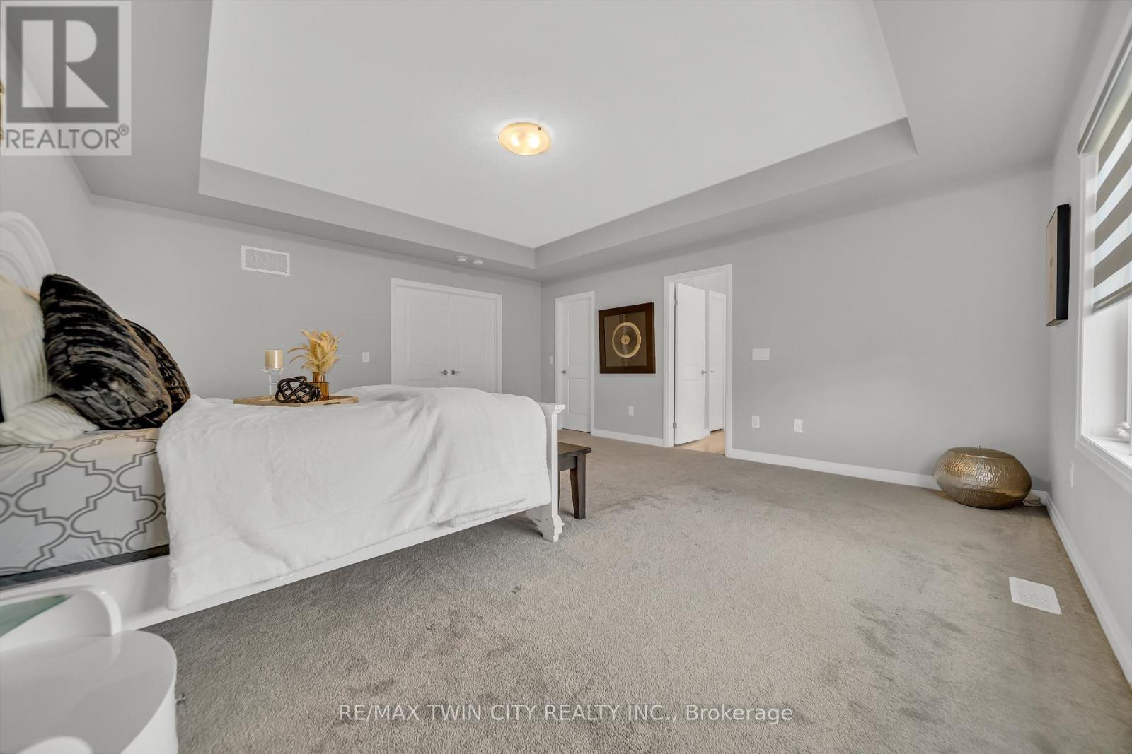 22 Rustic Oak Trail, North Dumfries, Ontario  N0B 1E0 - Photo 23 - X12552538