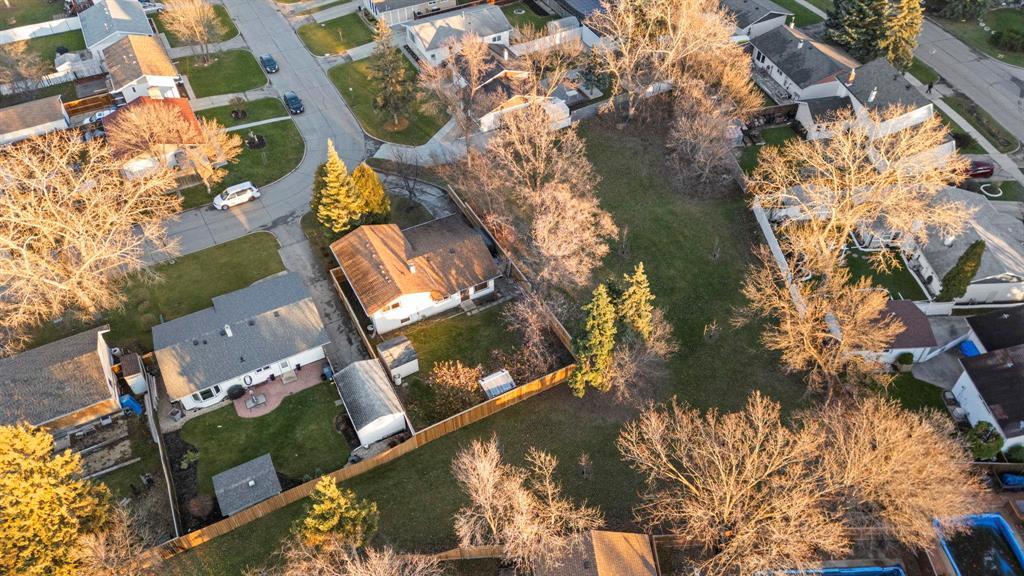 42 Blue Spruce Crescent, Winnipeg, Manitoba  R2M 4C2 - Photo 33 - 202528851