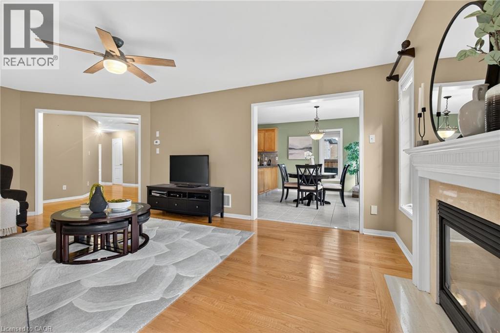 5612 Blue Spruce Avenue, Burlington, Ontario L7L 7K2 - Photo 12 - 40790051